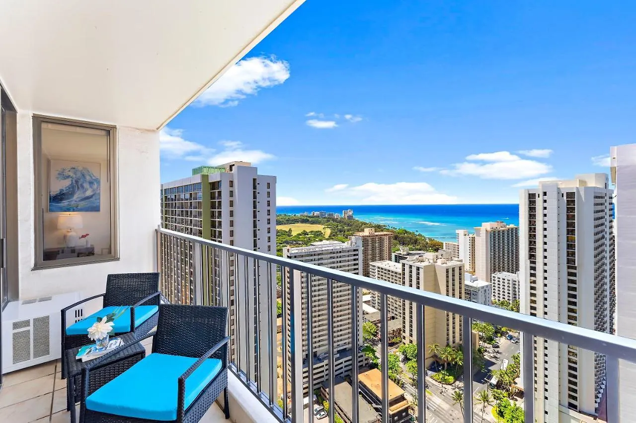 Beautifully Remodeled Ocean View Condo With Free Parking Honolulu 0*,
