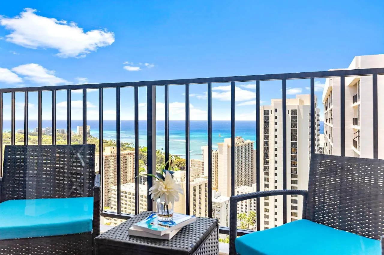 Beautifully Remodeled Ocean View Condo With Free Parking Honolulu 0*,  USA